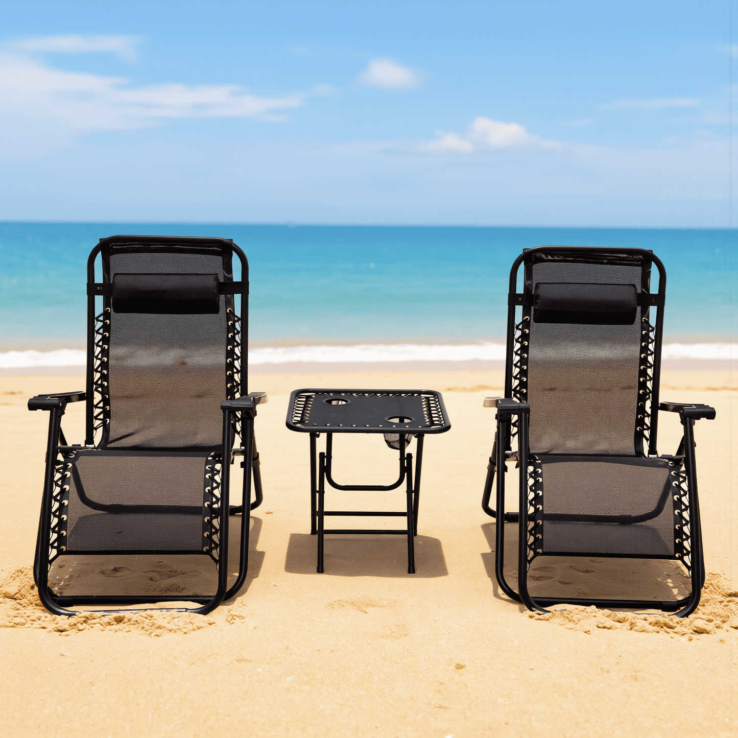 Set Relax Zero Gravity 3 Pezzi – 2 Sdraio Reclinabili + Tavolino Pieghevole con Portabicchieri